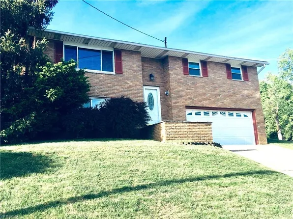 227 Pahlhurst Plz, Parkersburg, WV 26101