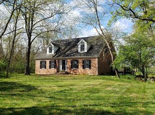 571 Page Brook Ln, Boyce, VA 22620