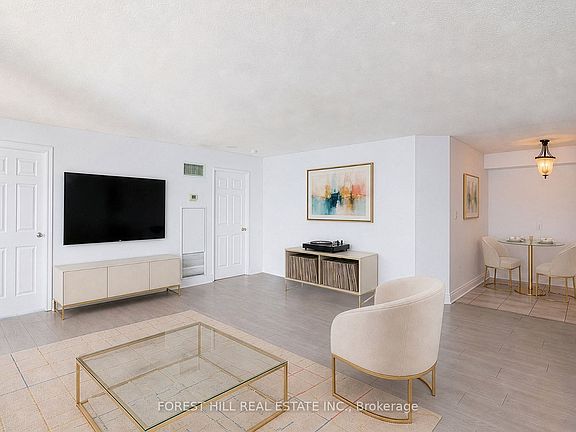 4th image of 24 Wellesley St W #1811