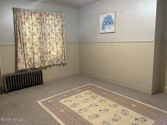 5th image of 24 Richmond Ave