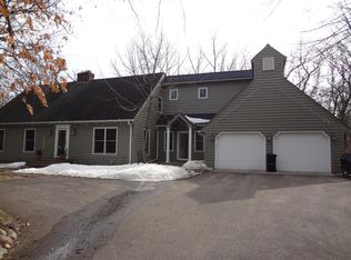 14 S Deep Lake Rd, North Oaks, MN 55127