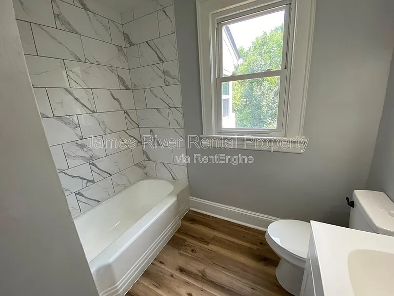 2020 Rose Ln — Photo 7