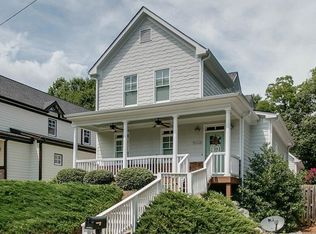 5506 Chestnut St, Flowery Branch, GA 30542