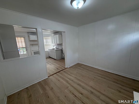 3rd image of 109 Waterman Street