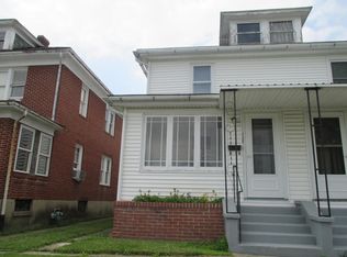 728 8th St, Selinsgrove, PA 17870