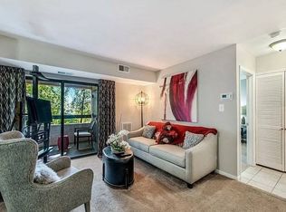 32 Central Ave, Burlington, VT 05401