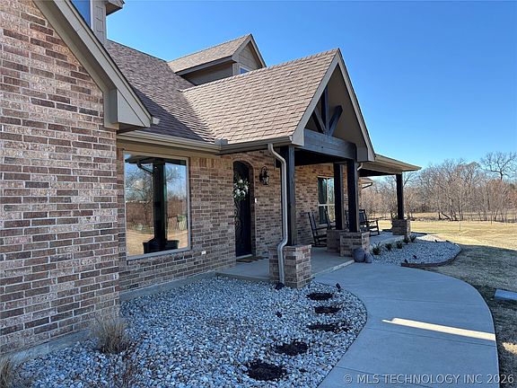 3rd image of 503 Forest Lane Rd