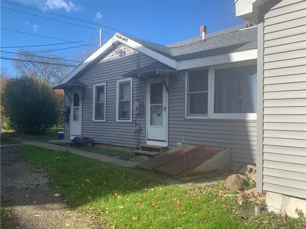 131 N Main St, Angola, NY 14006