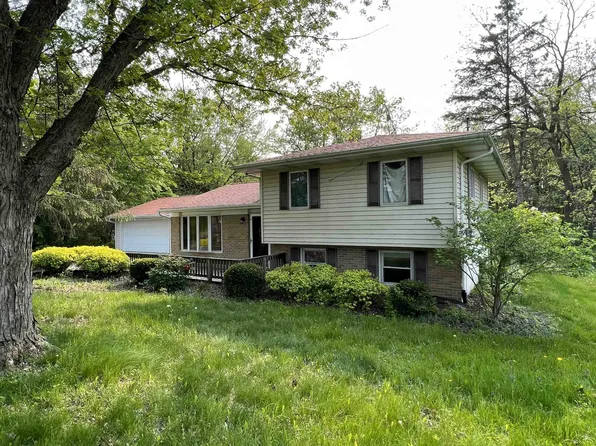 20840 Free Church Rd, Caledonia, IL 61011