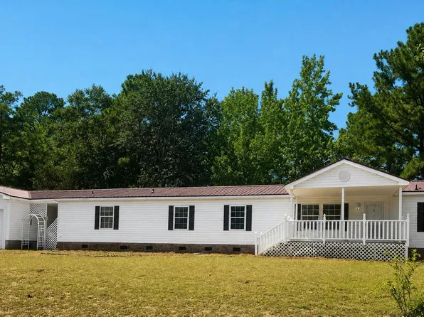 138 River Oaks Drive, Stella, NC 28582