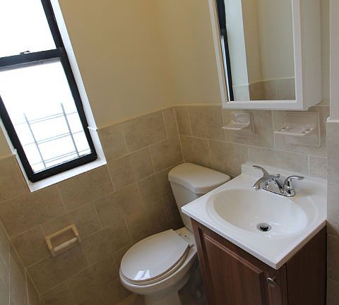 5th image of 567 W 186th St APT 2