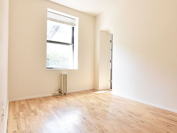 3rd image of 580 Saint Nicholas Ave APT 2P