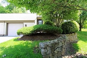 1st image of 510 Heritage Hills #B