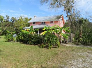 89 Calhoun St, Labelle, FL 33935