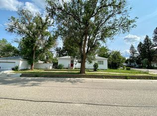117 W Fir St, Glenrock, WY 82637