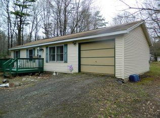 64 Pine Tree Rd, Albrightsville, PA 18210