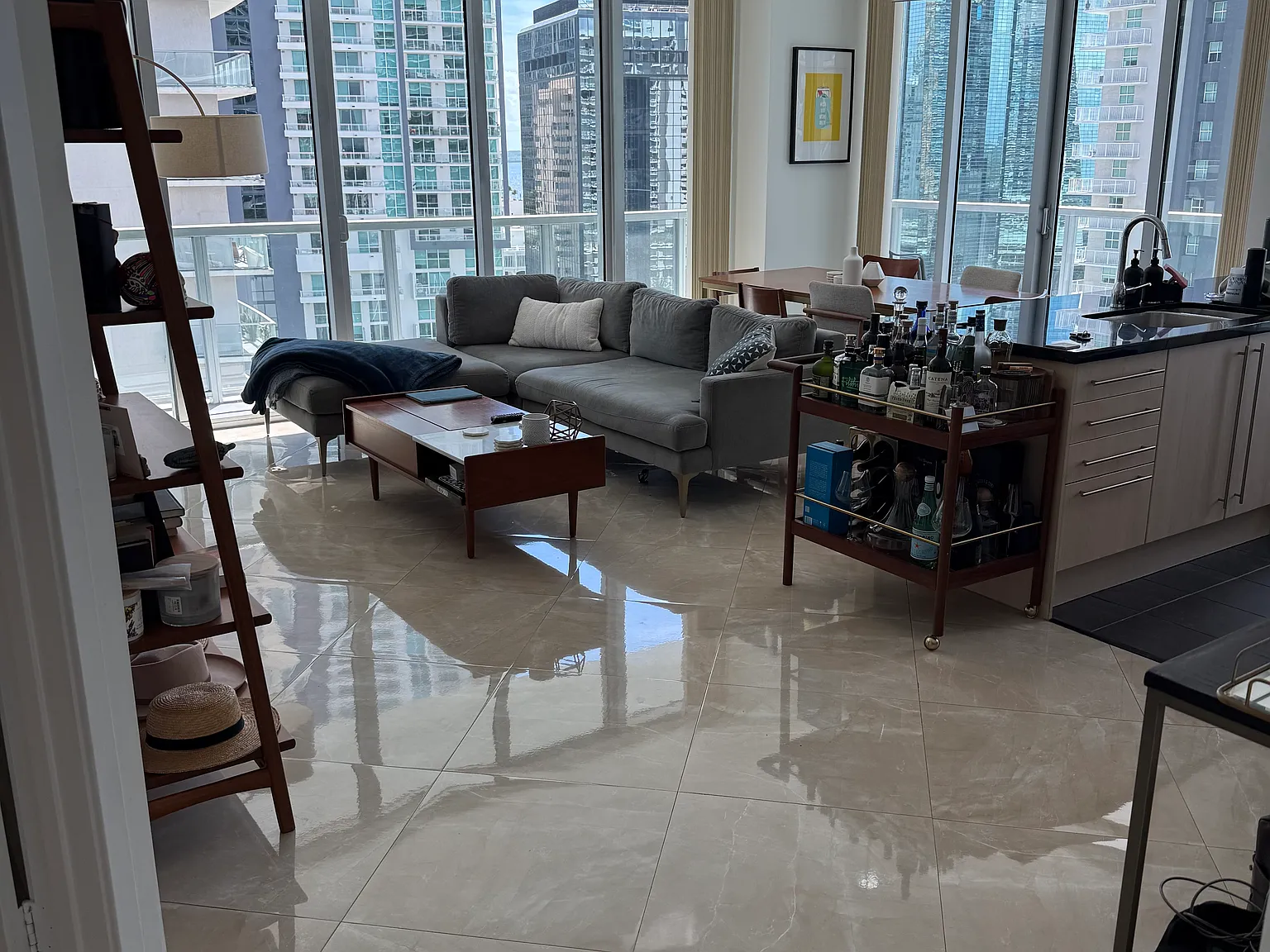 2 bed, 1107 sqft, $3,400 — Photo 1