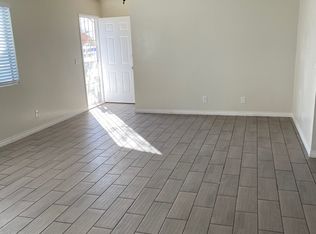 21470 Nisqually Rd APT A, Apple Valley, CA 92308