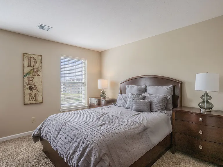 9000 Hammocks Dr — Photo 12
