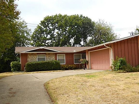 3rd image of 11905 High Meadow Dr