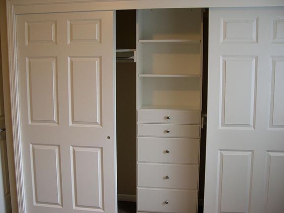 4th image of 2831 Cutters Grove Ave APT 111
