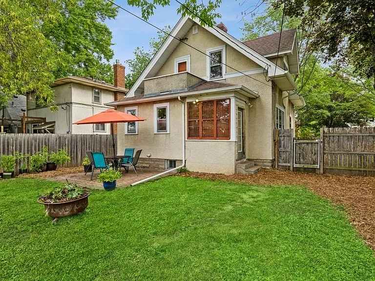 4211 James Ave N — Photo 4