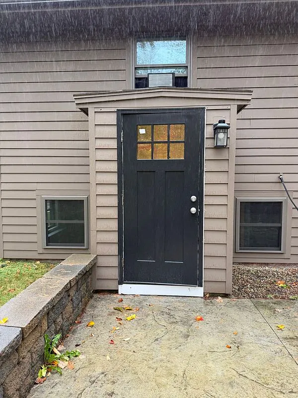 2 bed, 1.0 bath, 1000 sqft, $1,800 — Photo 3