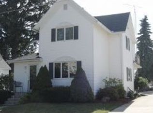 709 5th St, Lomira, WI 53048