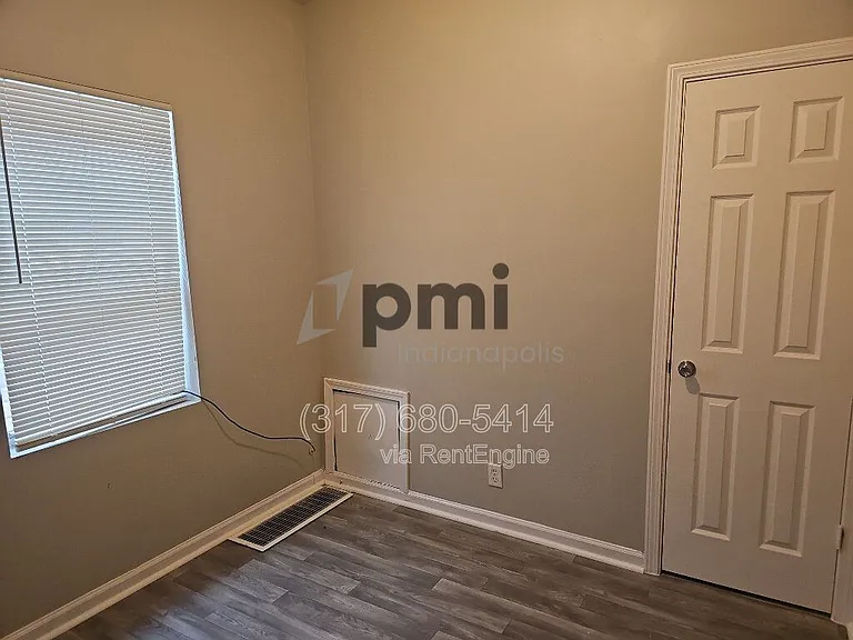 114 Adler St — Photo 15
