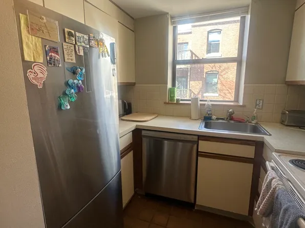 84 Gainsborough St, Boston, MA