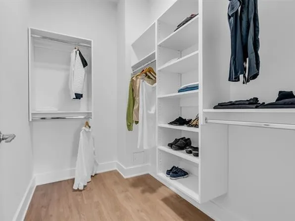 345 Avenue A image 7 of 20