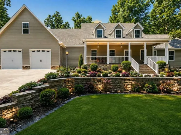 1141 Buttermilk Rd SW, Cave Spring, GA 30124