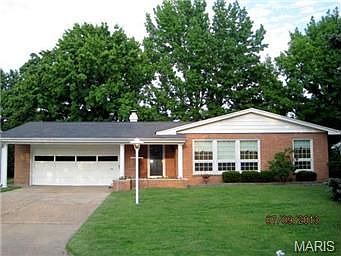 1st image of 11930 Lakecrest Ln