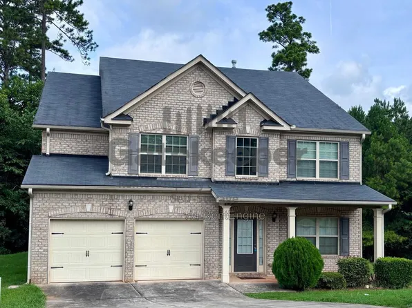 4743 Chickadee Ln, Ellenwood, GA 30294