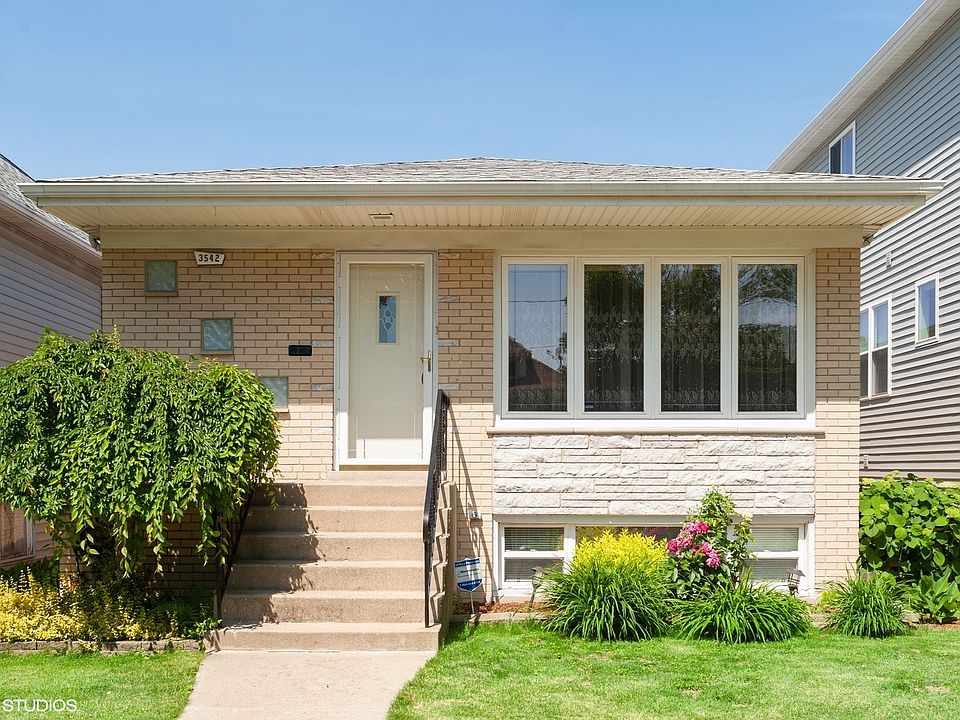 1st image of 3542 N Nagle Ave