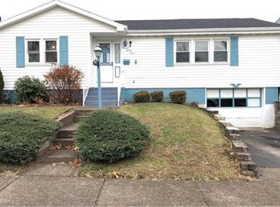 1323 Chestnut St, Connellsville, PA 15425