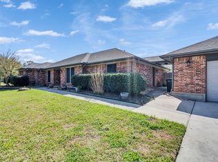 5036 Singletary St, Alvin, TX 77511