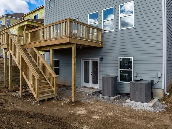 5th image of 6137 Saxlingham Pl Lot 108