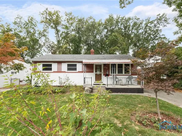 5421 Clover Ln, Toledo, OH 43623