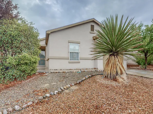10716 Gentry Ln SW, Albuquerque, NM 87121