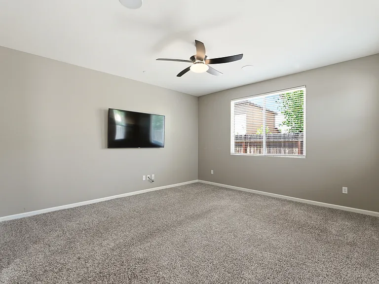 3569 Flint Ave — Photo 30