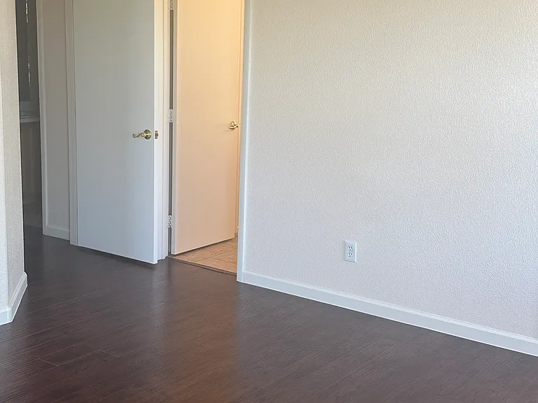 828 Percy Arms St — Photo 11