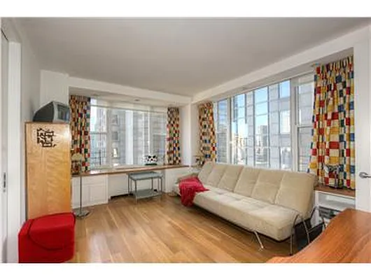 Sold by Douglas Elliman | media 8