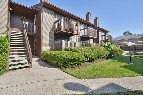 12905 Woodforest Blvd Photo 1