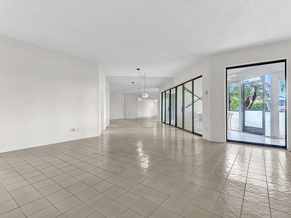 4th image of 5800 Camino Del Sol Apt 103