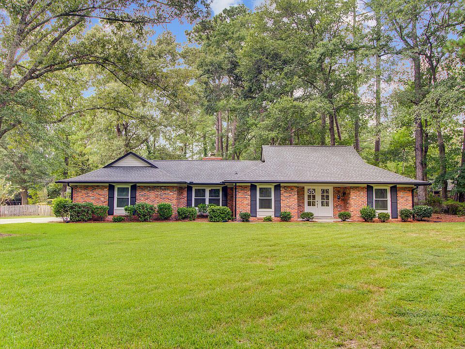 1st image of 96 King Charles Cir