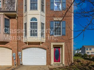 12 Victoria Sq, Frederick, MD 21702