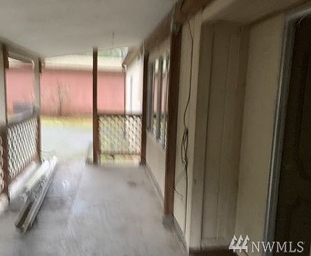 4th image of 660 E Mason Lake Dr E