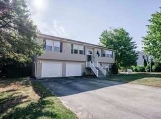 67 Briarwood Dr, Bangor, ME 04401