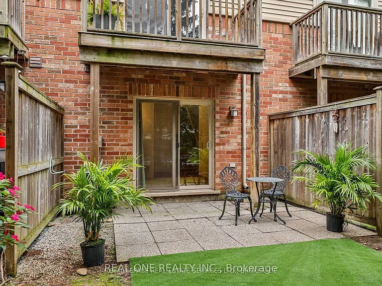 4264 Ingram Cmn — Photo 23